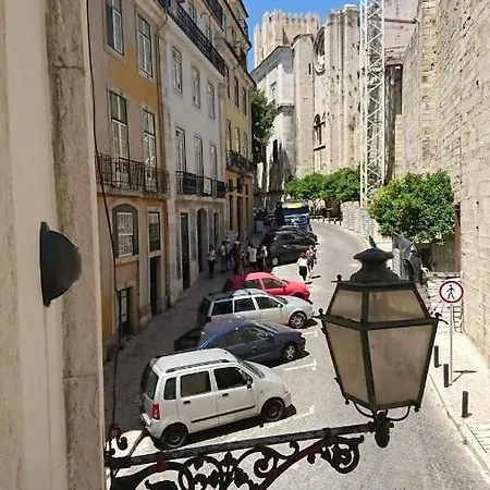 Maison d'hôtes No Limit Alfama 2*