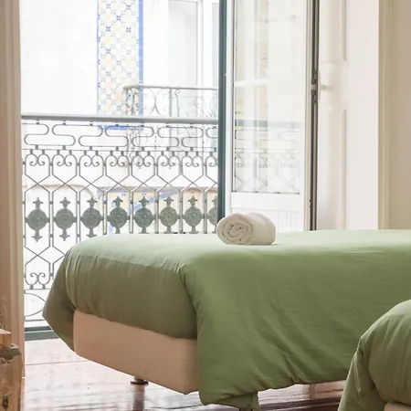 Гостевой дом No Limit Alfama 2*